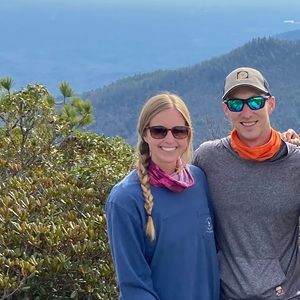 Meet your Posher, Casey